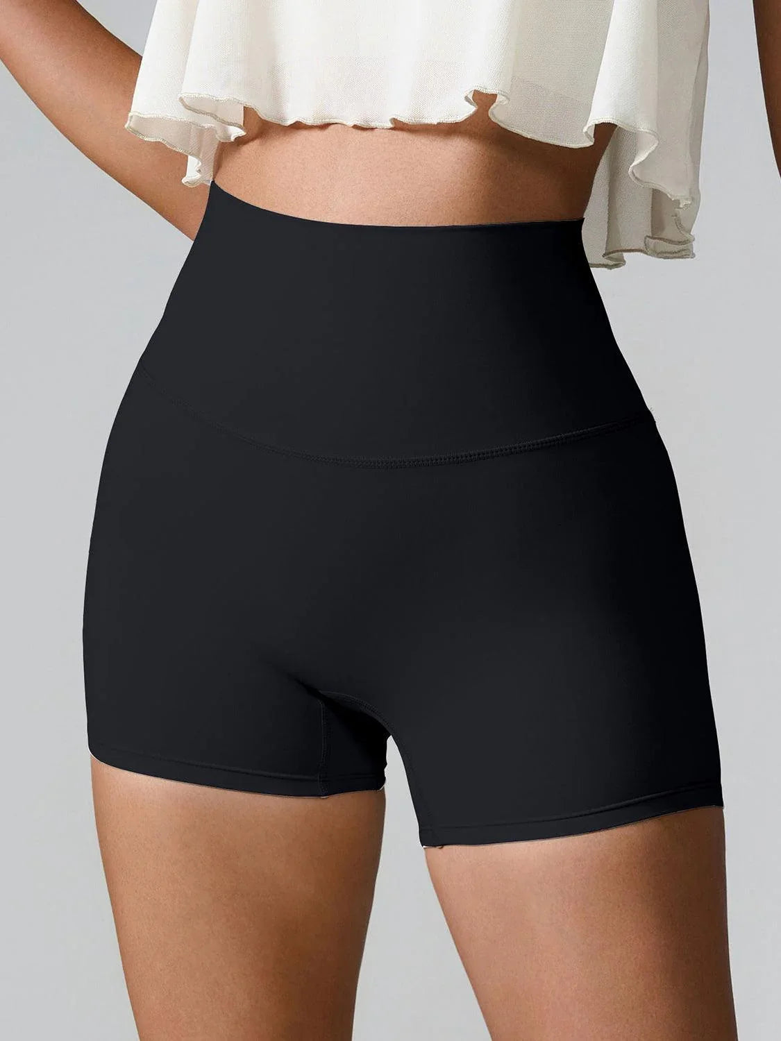 high waist active shorts with pockets black