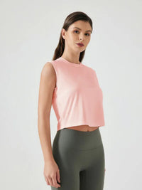 Lightweight tank top for workouts