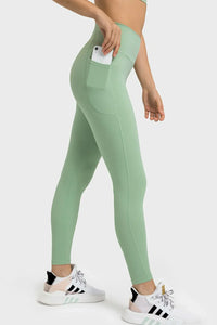 Buttery soft V-Sculpt leggings fabric close-up